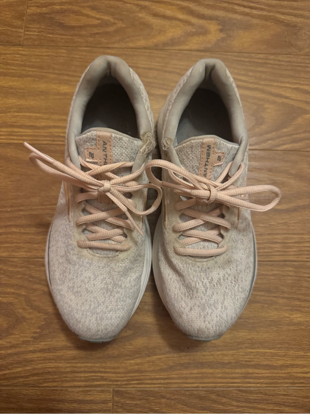 Women's Brooks Anthem 2 Lightweight Knit Lace-Up Sneakers in Grey and Blush